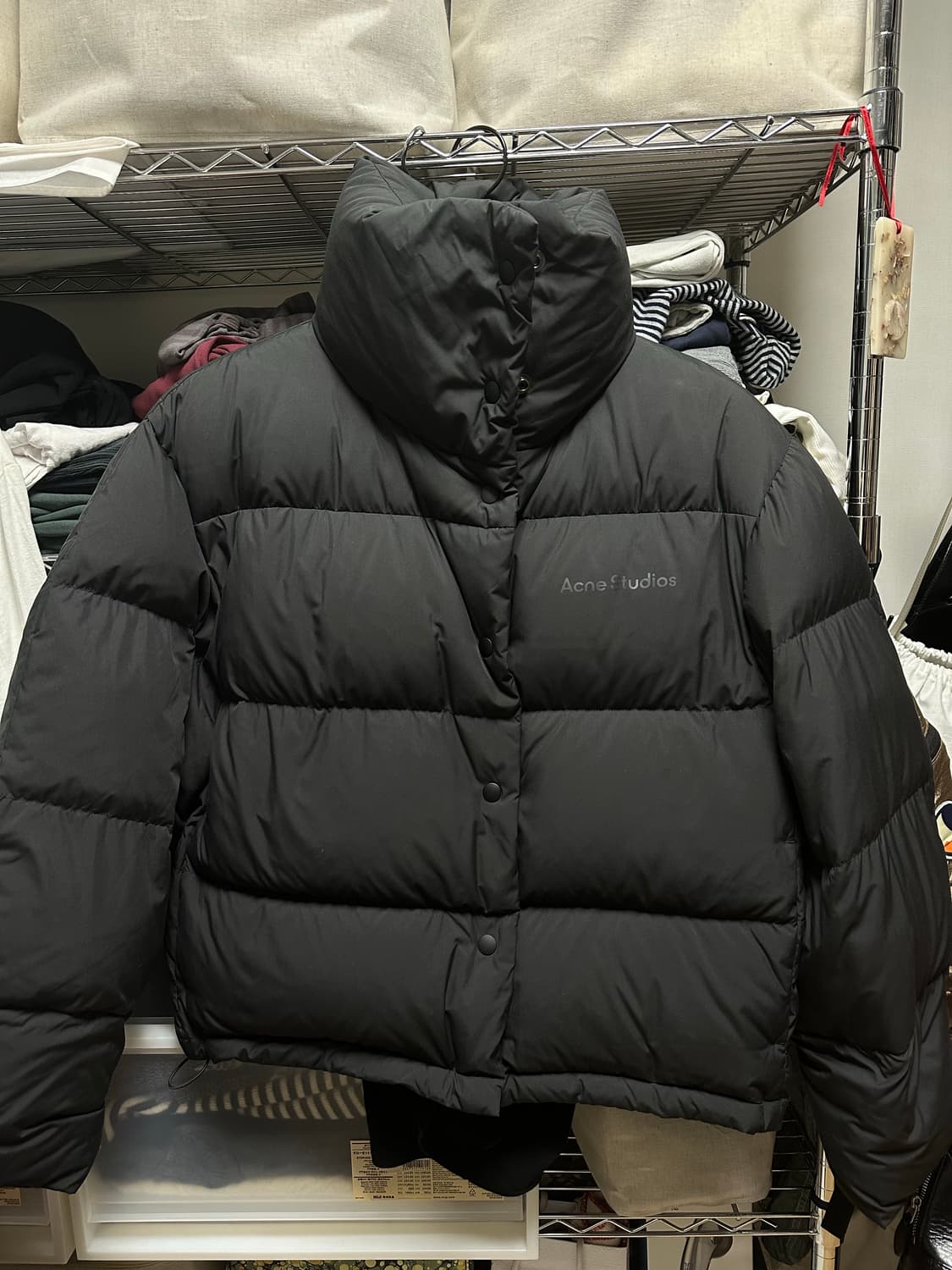 아크네스튜디오 푸어패딩 상품이미지1