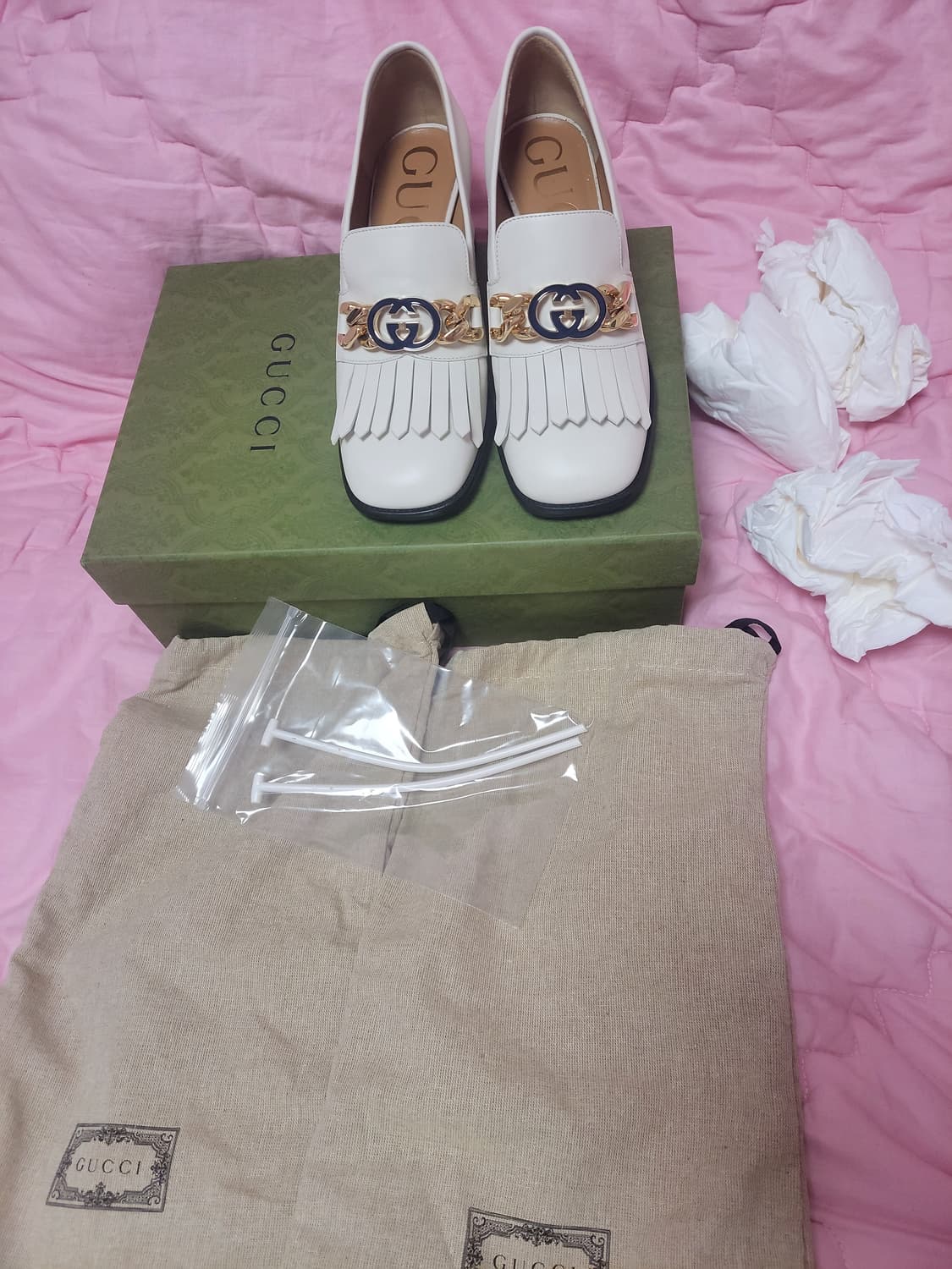 정품)급처1번신음상태좋음!구찌 인터로킹 G 레더 펌프 미드힐 구두 로퍼 상품이미지3