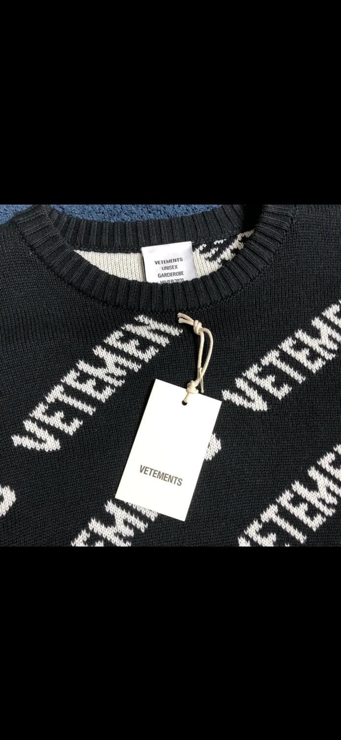 베트멍 멀티로고 니트 상품이미지2