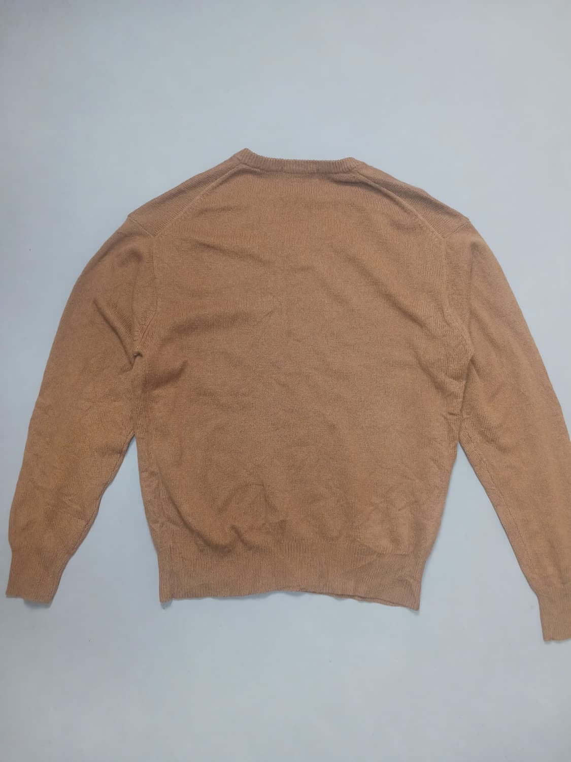 [M] 엠버시로우 캐시미어 브이넥 니트 브라운 상품이미지5