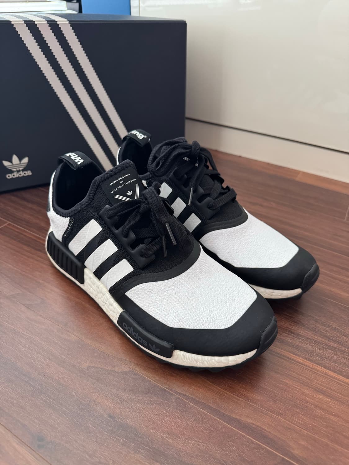 아디다스 오리지널 x 화이트 마운티니어링 NMD 트레일 흰검 상품이미지6