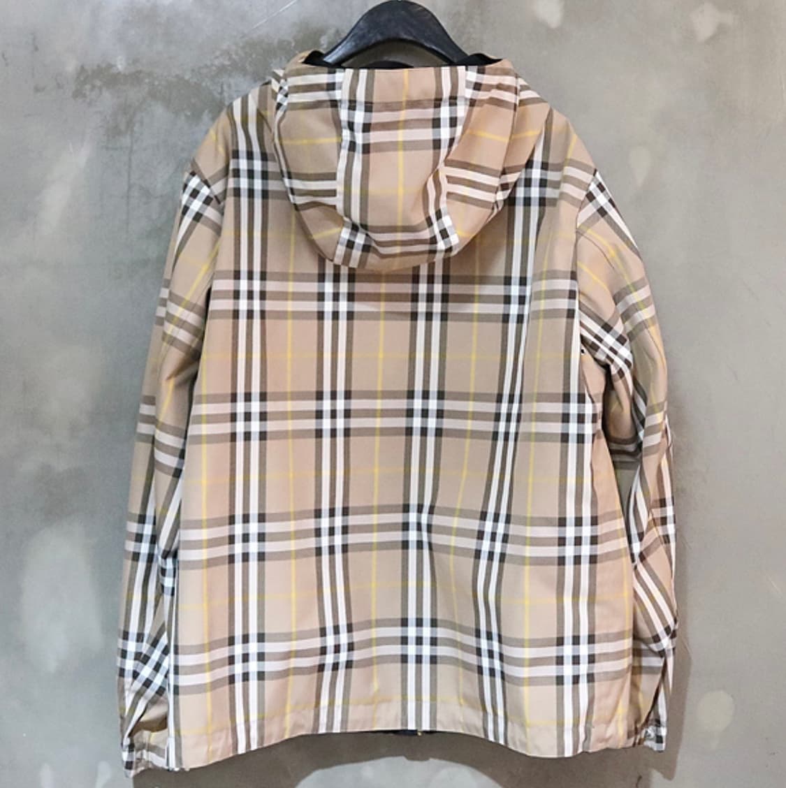 버버리 리버시블 바람막이 M(100)사이즈 상품이미지2