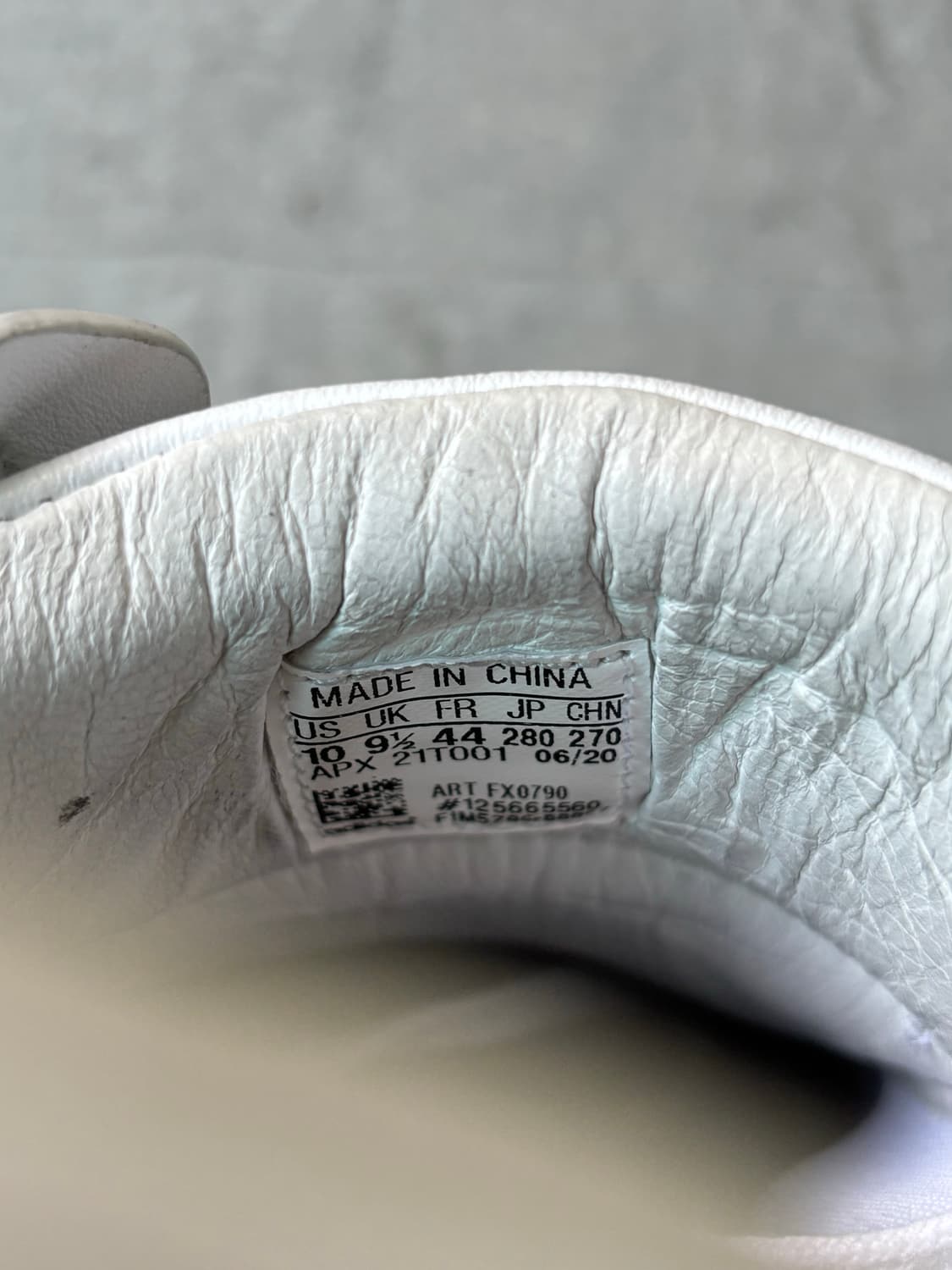 Y-3 요지야마모토 유누 스니커즈 상품이미지5