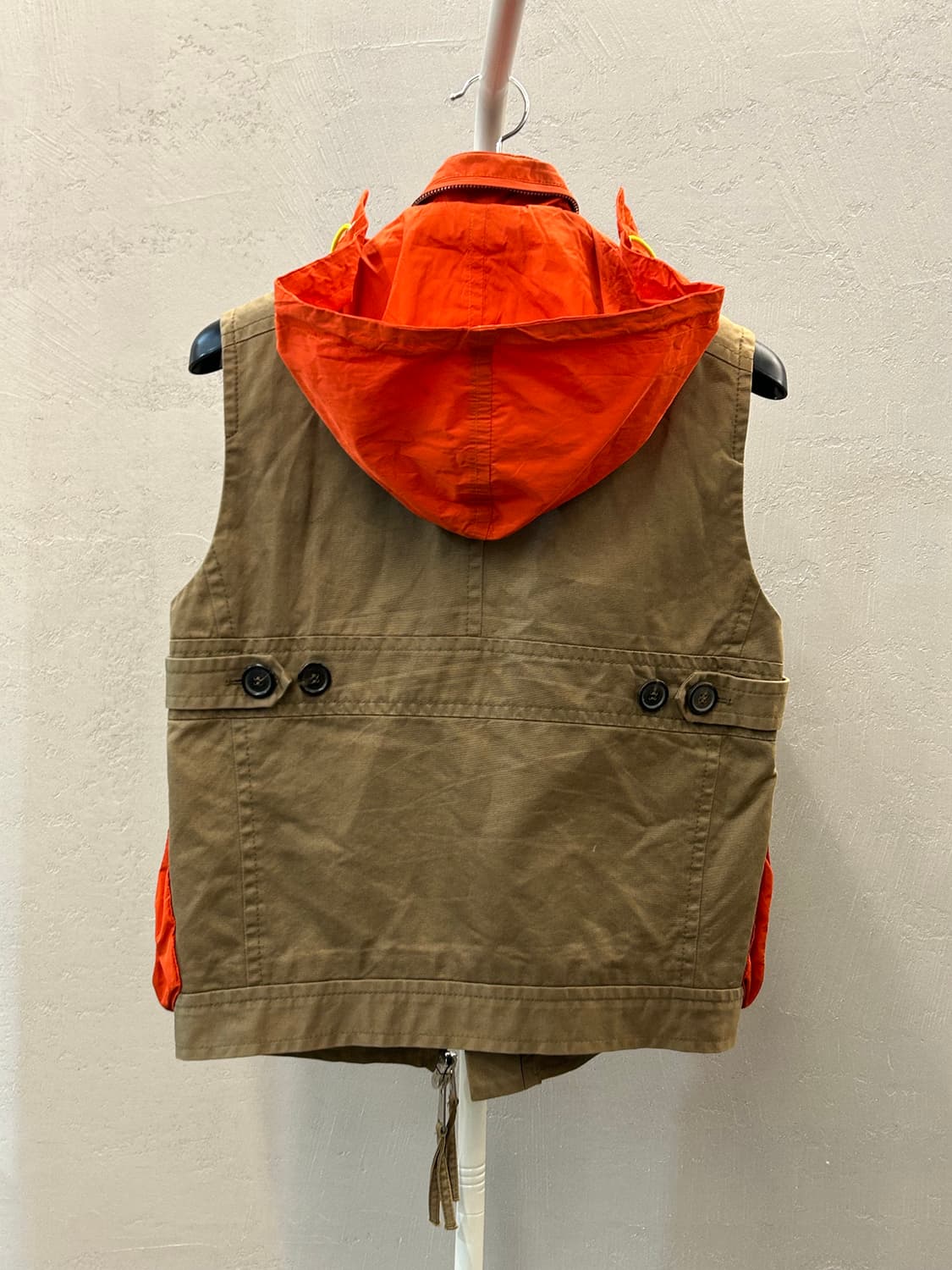 디스퀘어드2 카키 오렌지 포켓 베스트 상품이미지8