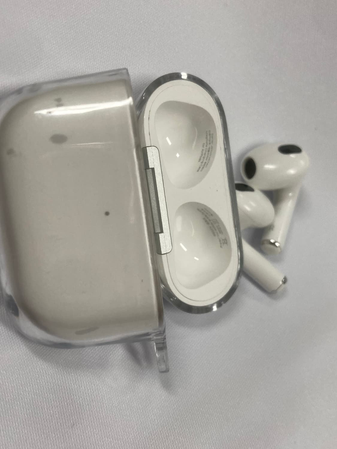 에어팟 3세대 맥세이프케이스 상품이미지4