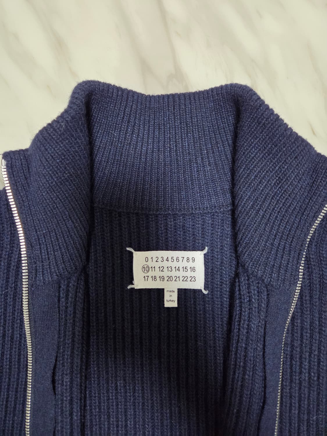 메종마르지엘라 네이비 니트 집업 상품이미지5