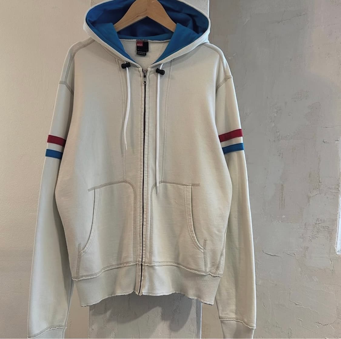 디젤 트랙 프린팅 후드집업 상품이미지2