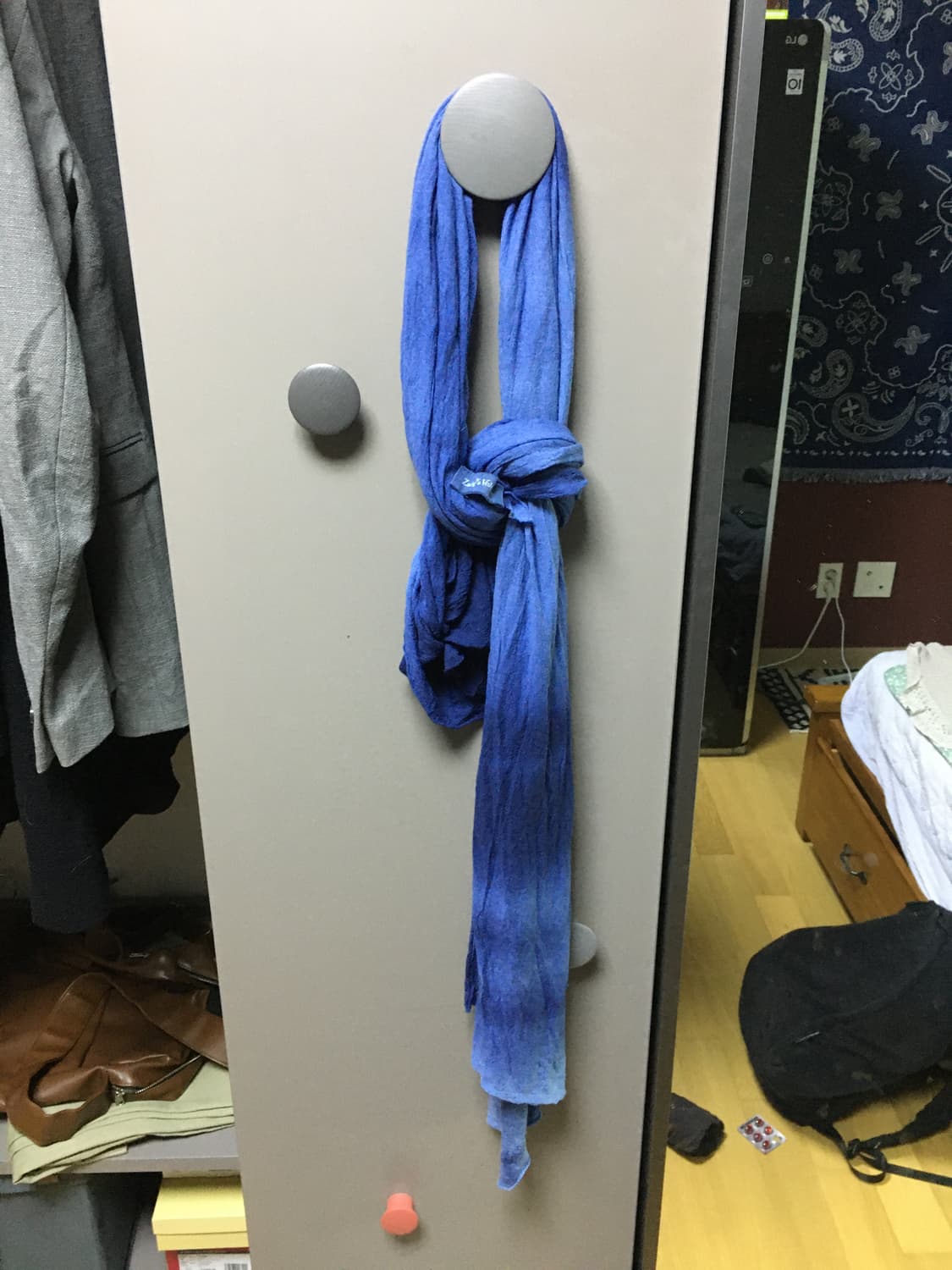 쟈딕 앤 볼테르 머플러 상품이미지1