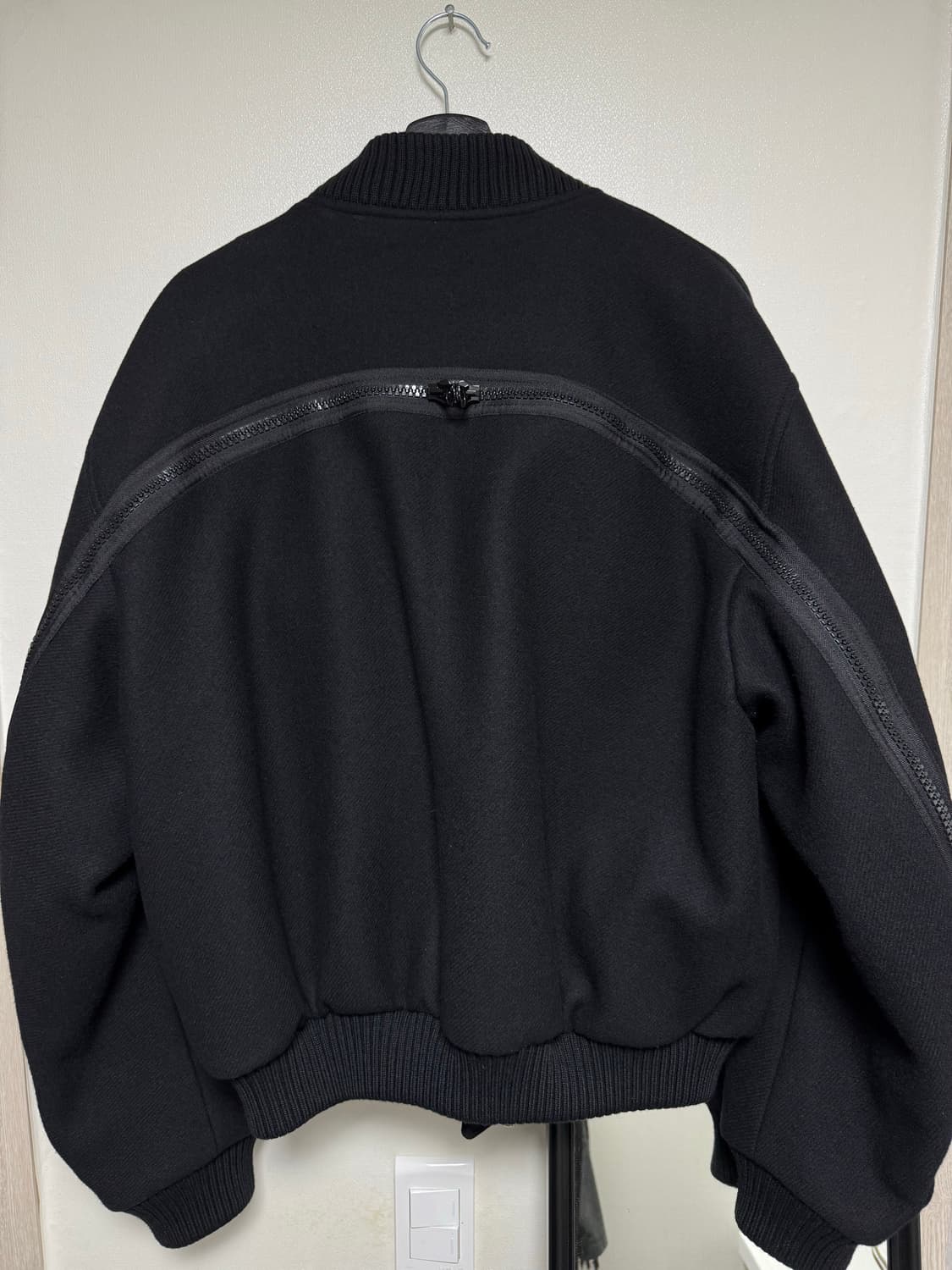 드리스반노튼 백지퍼 봄버 상품이미지2