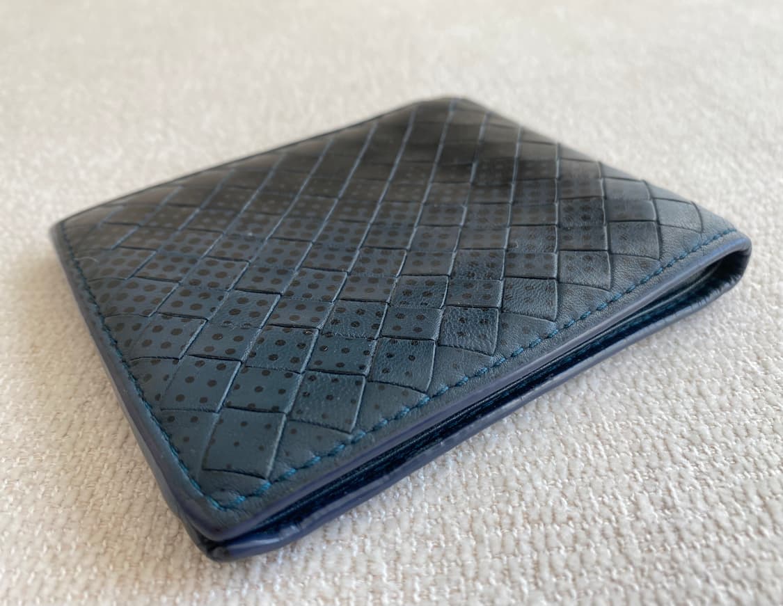 보테가 베네타 위빙 멀티플 반지갑 진네이비 도트패턴 상품이미지5