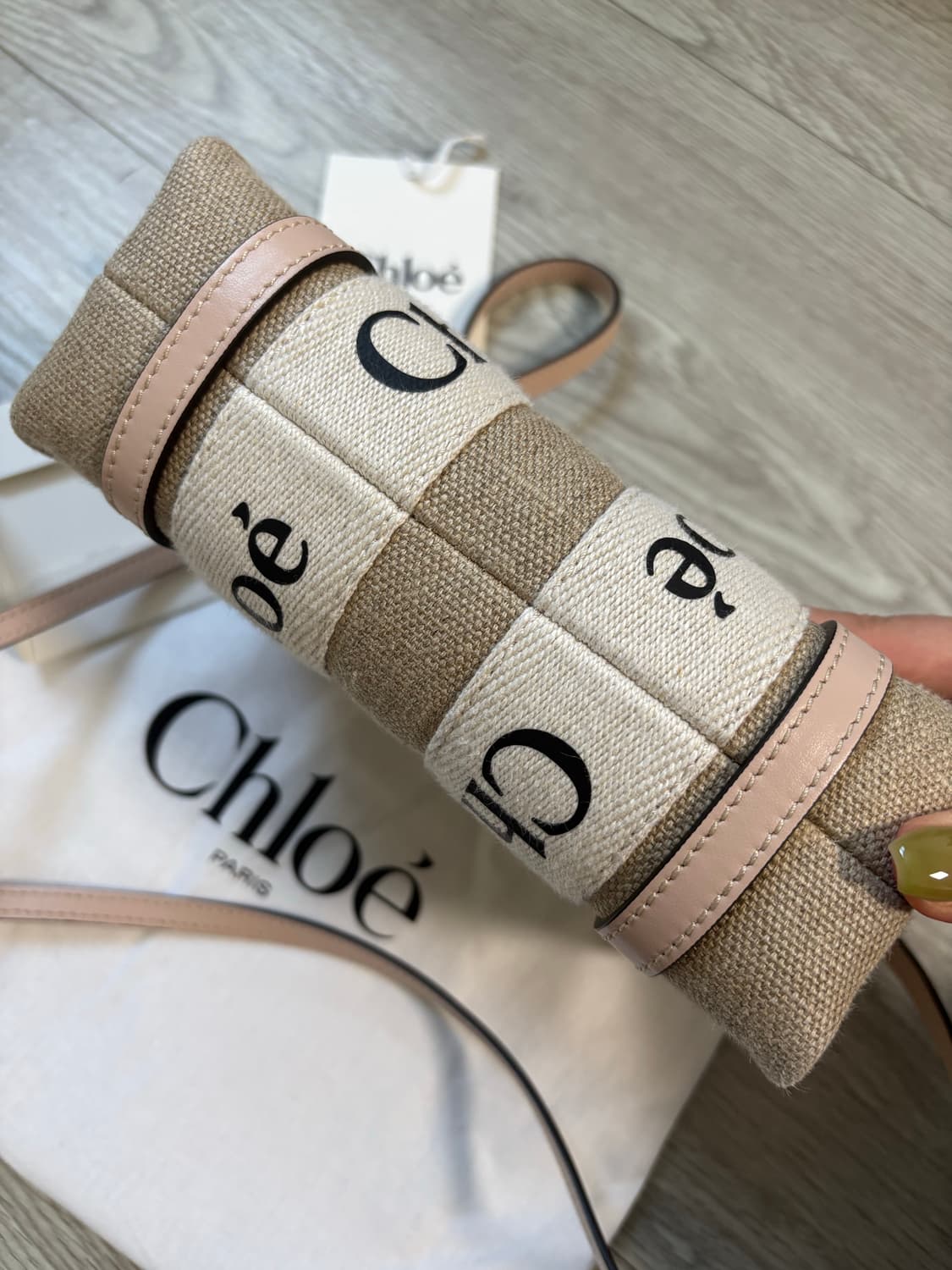 끌로에 우디백 미니 시멘트핑크 상품이미지3