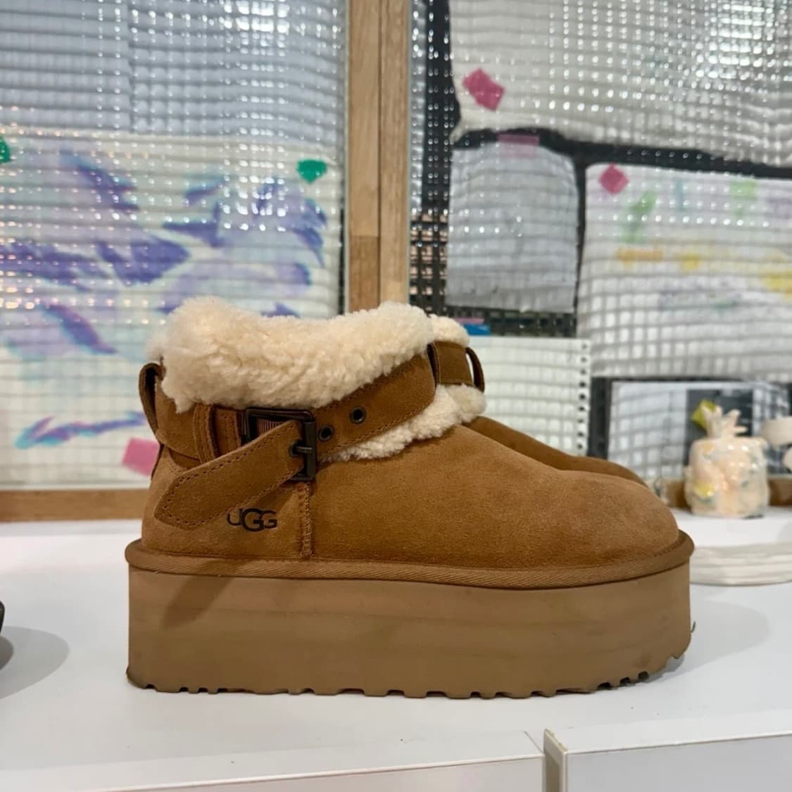 UGG 어그 울트라 미니 벨티드 롤러 플랫폼 부츠 240 상품이미지4