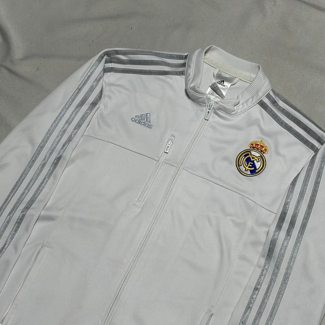 105 아디다스 레알마드리드 화이트 트랙탑 상품이미지1