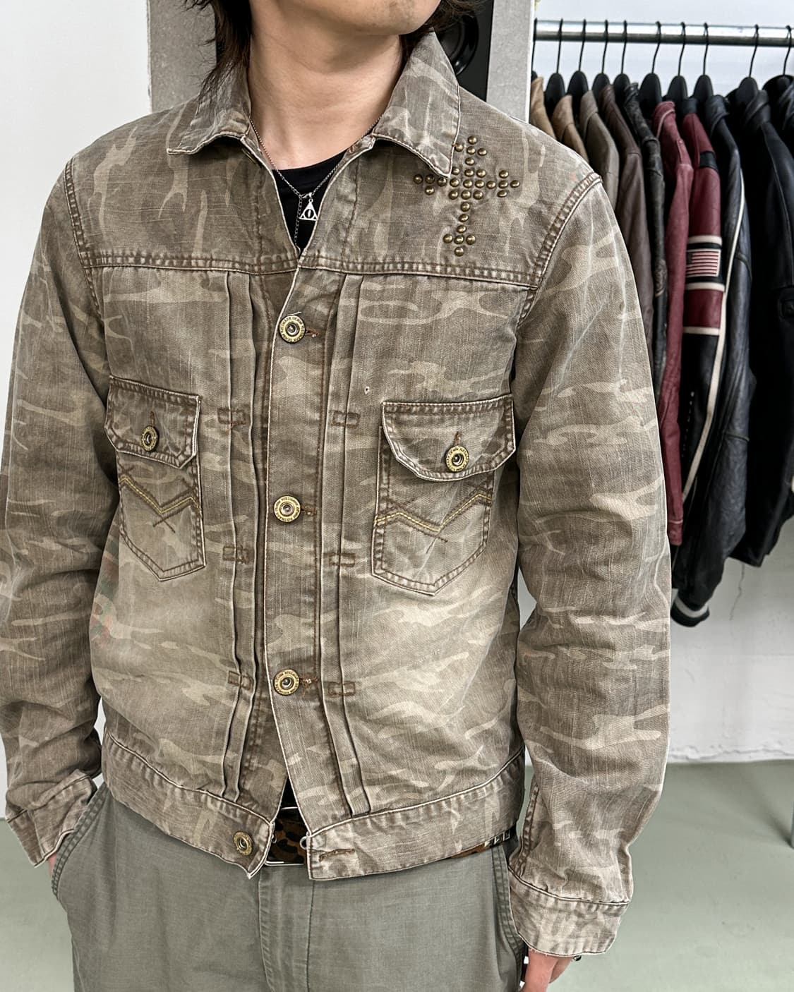 키스마크 타입 투 크로스 리벳 카모 자켓 상품이미지2