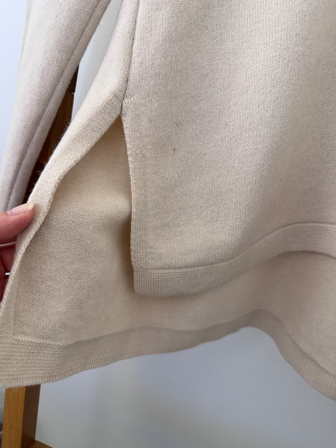 SYSTEM 아이보리 후드 울니트(사이즈 프리) 상품이미지4