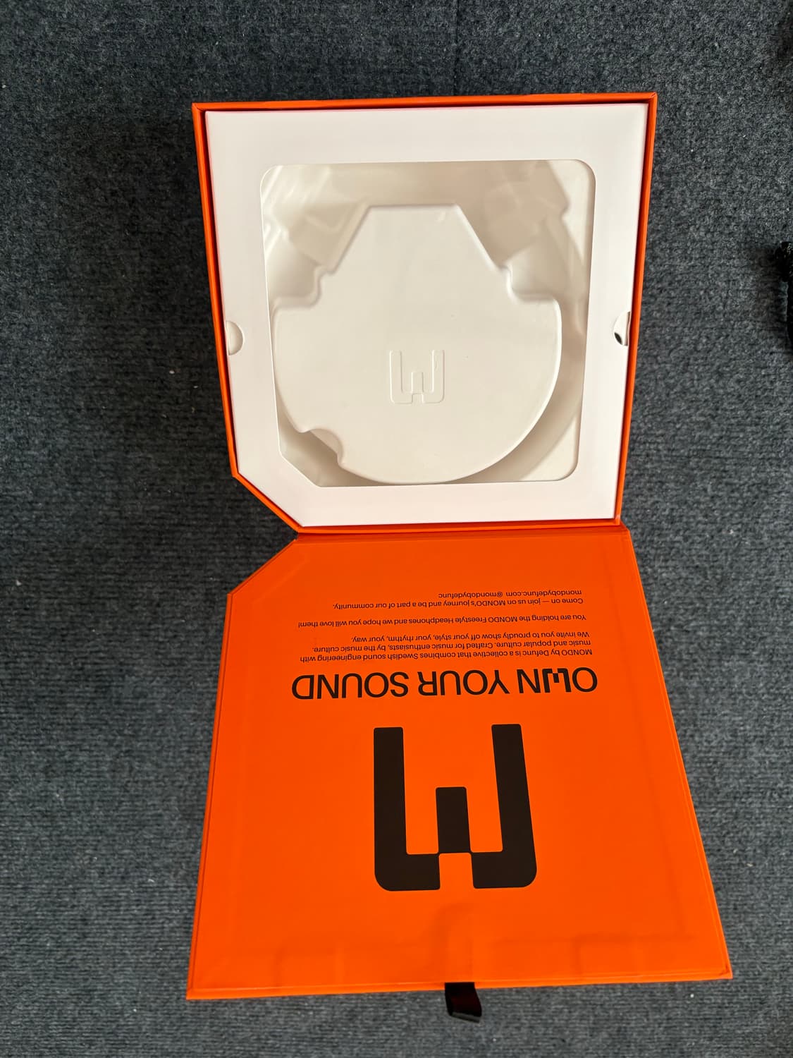 몬도 프리스타일 투명 온이어 헤드폰 블루투스 상품이미지2