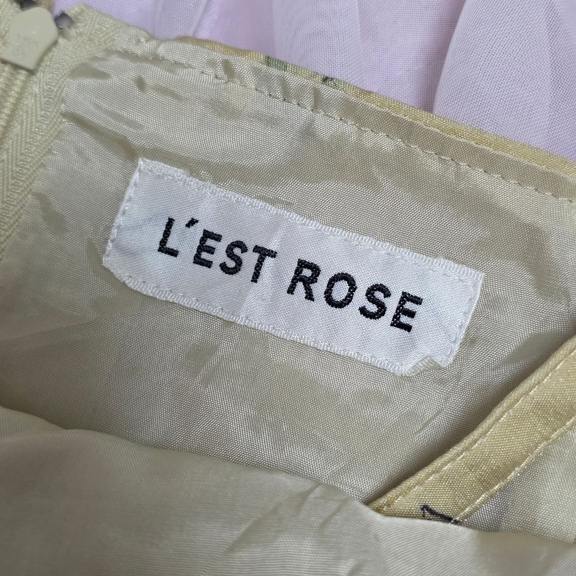 레스트로즈 고전일본빈티지)옐로우 플로럴로즈 스즈코모리걸 민소매뷔스티원피스 상품이미지4