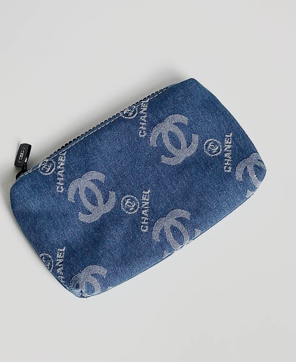 샤넬 데님 파우치 상품이미지1