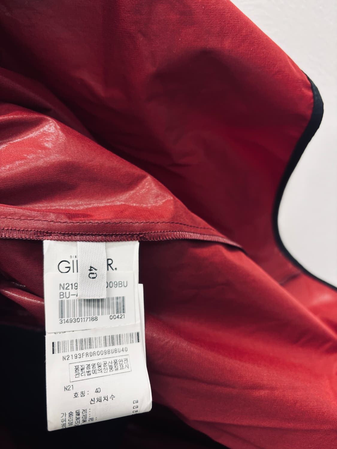 N21(넘버투애니원) 루즈핏 글로시 캉캉 원피스 상품이미지5