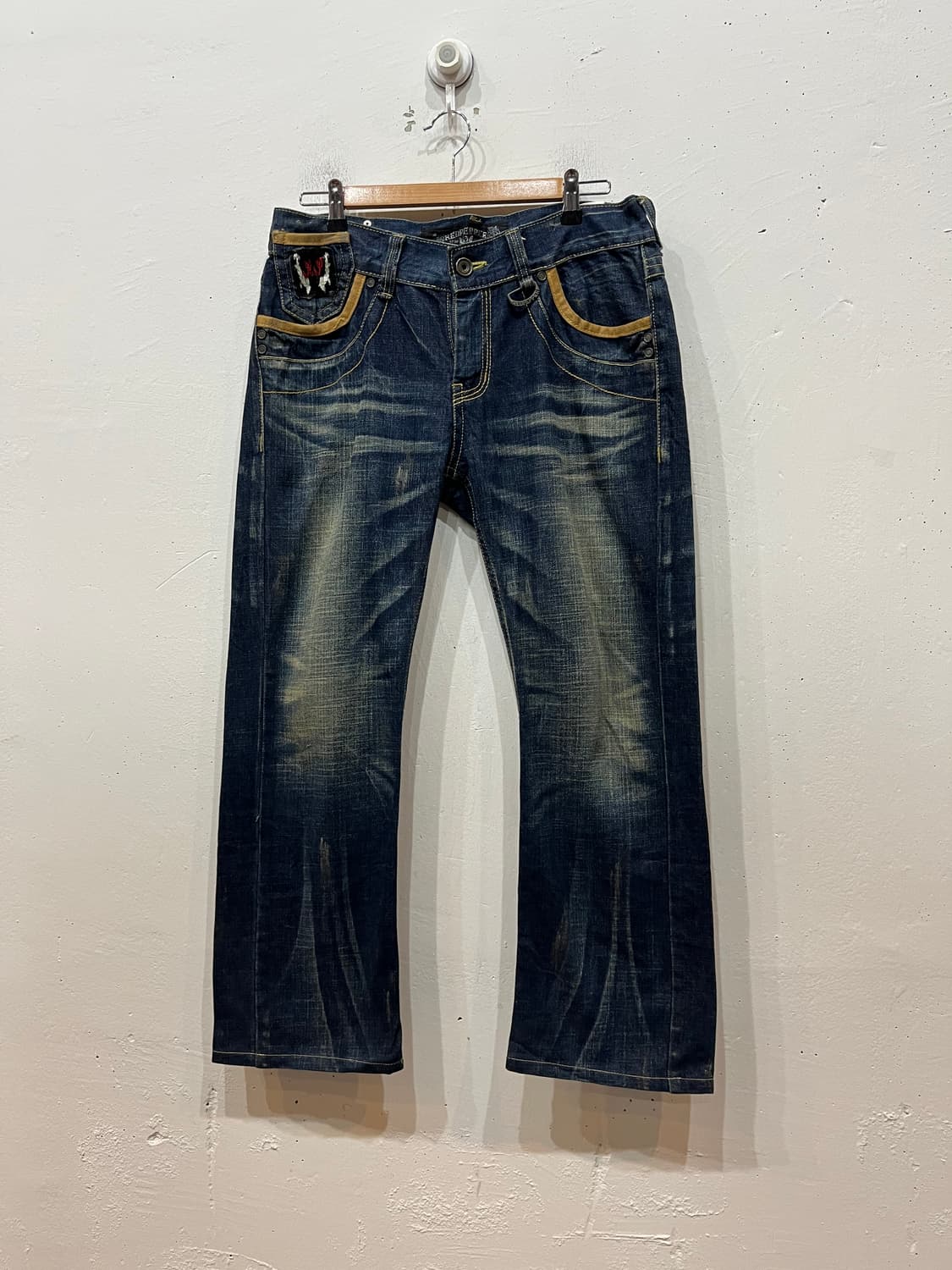 REDPEPPER 레드페퍼 로우라이즈 워시드 펑크 데님팬츠  상품이미지2