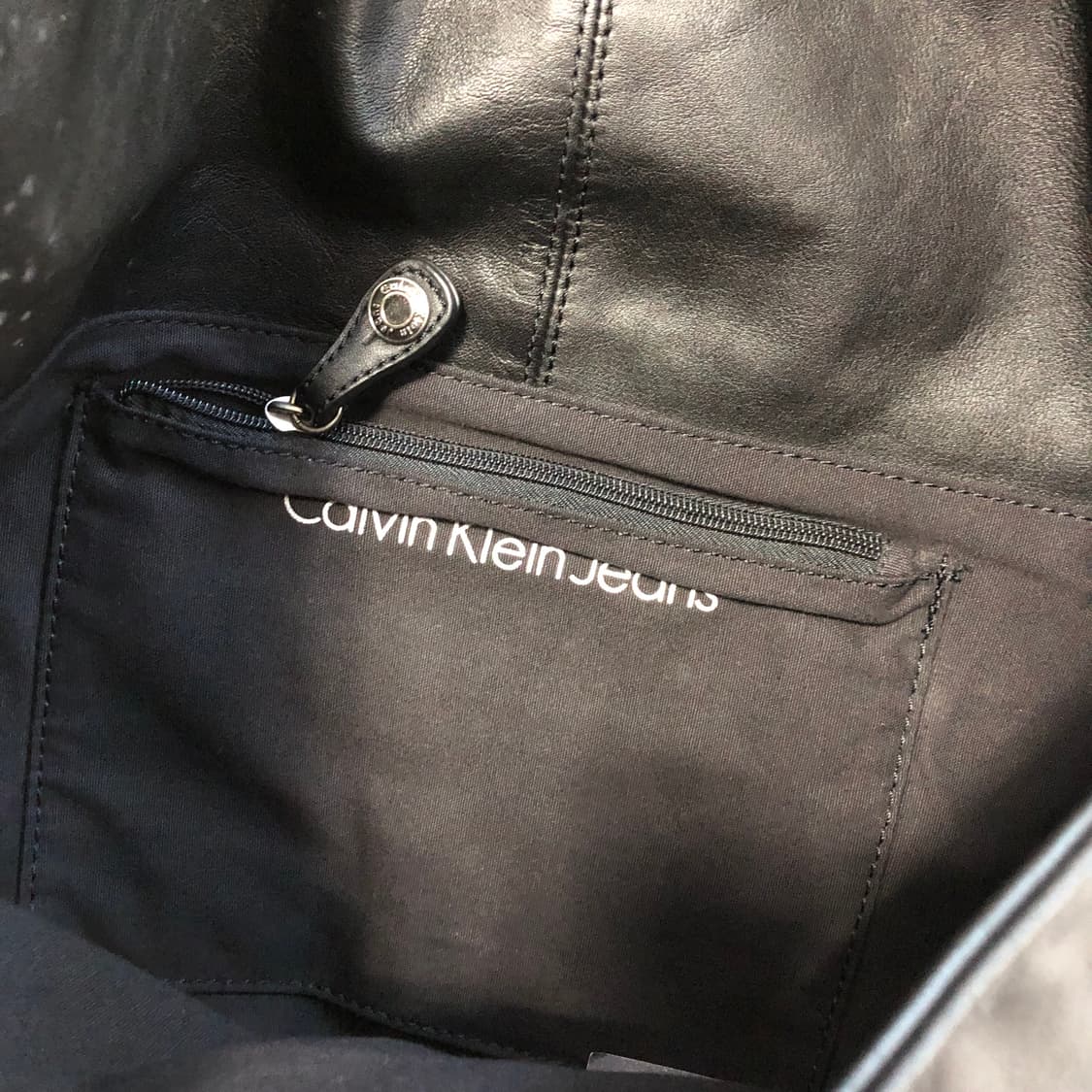 2000s 캘빈클라인 레더백 상품이미지5