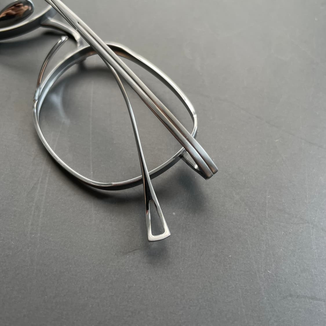 실버 사각 티타늄 코받침 없는 윤여정 일본 안경 상품이미지4