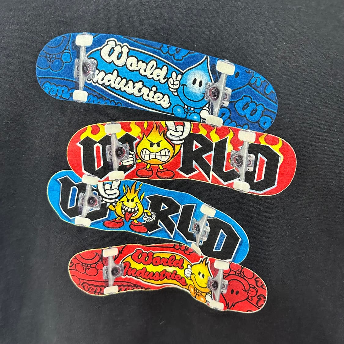 월드인더스트리 빈티지 보드 그래픽 반팔티M 상품이미지2