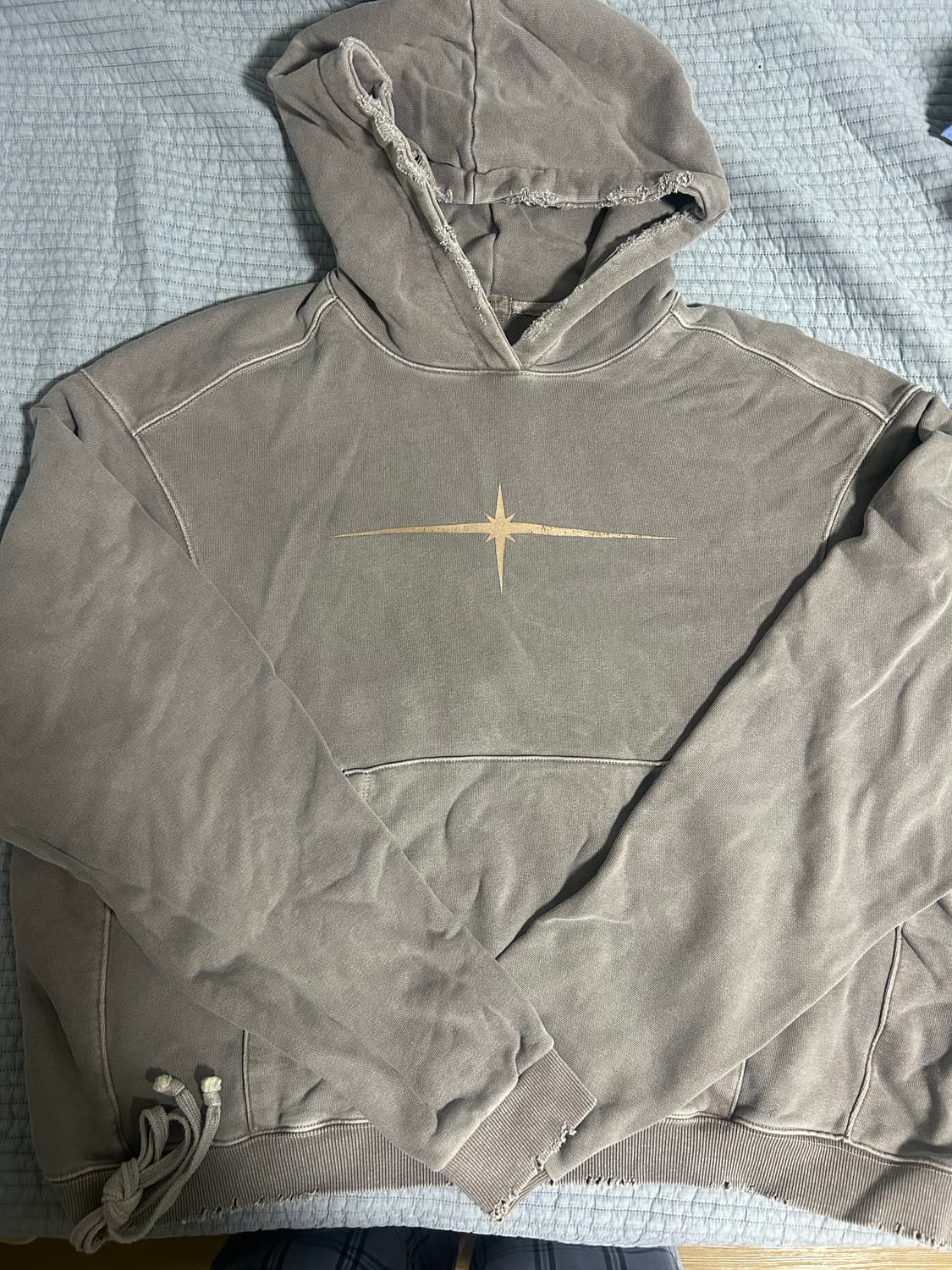 틸던 샵머치 후드티 브라운 상품이미지1