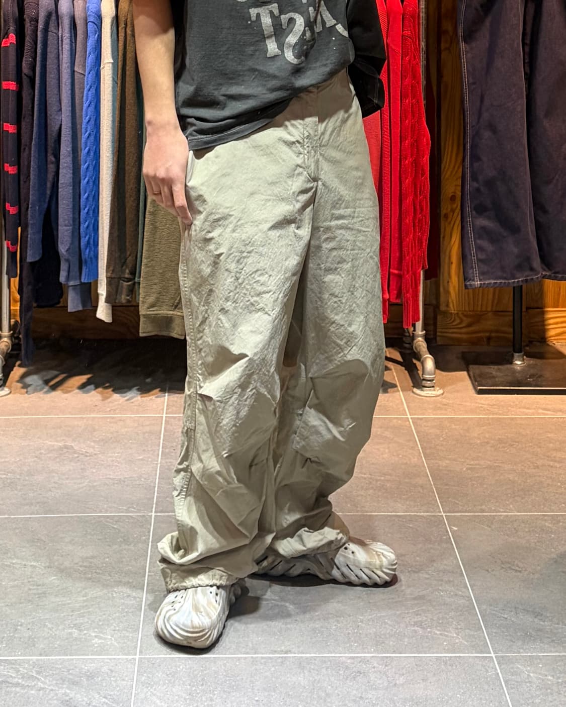 34in (M) 감마갤러리 파라수트 베이지 나일론 팬츠 상품이미지1