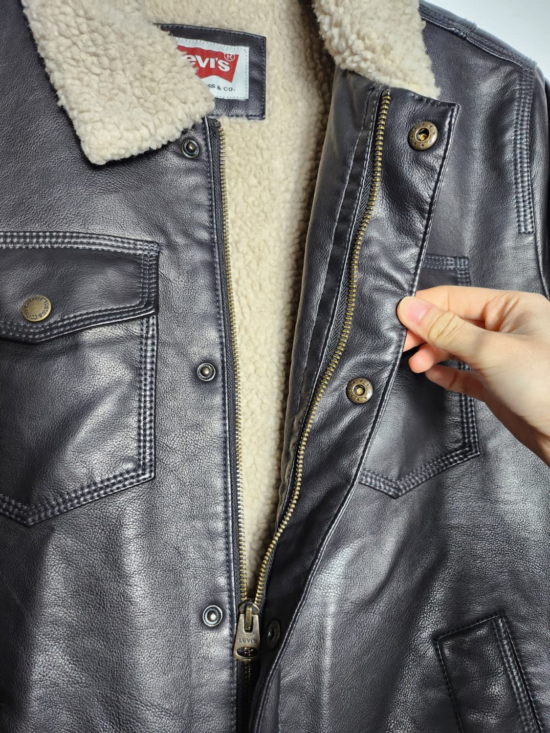리바이스 인조 가죽 셰르파 트러커 자켓 상품이미지3