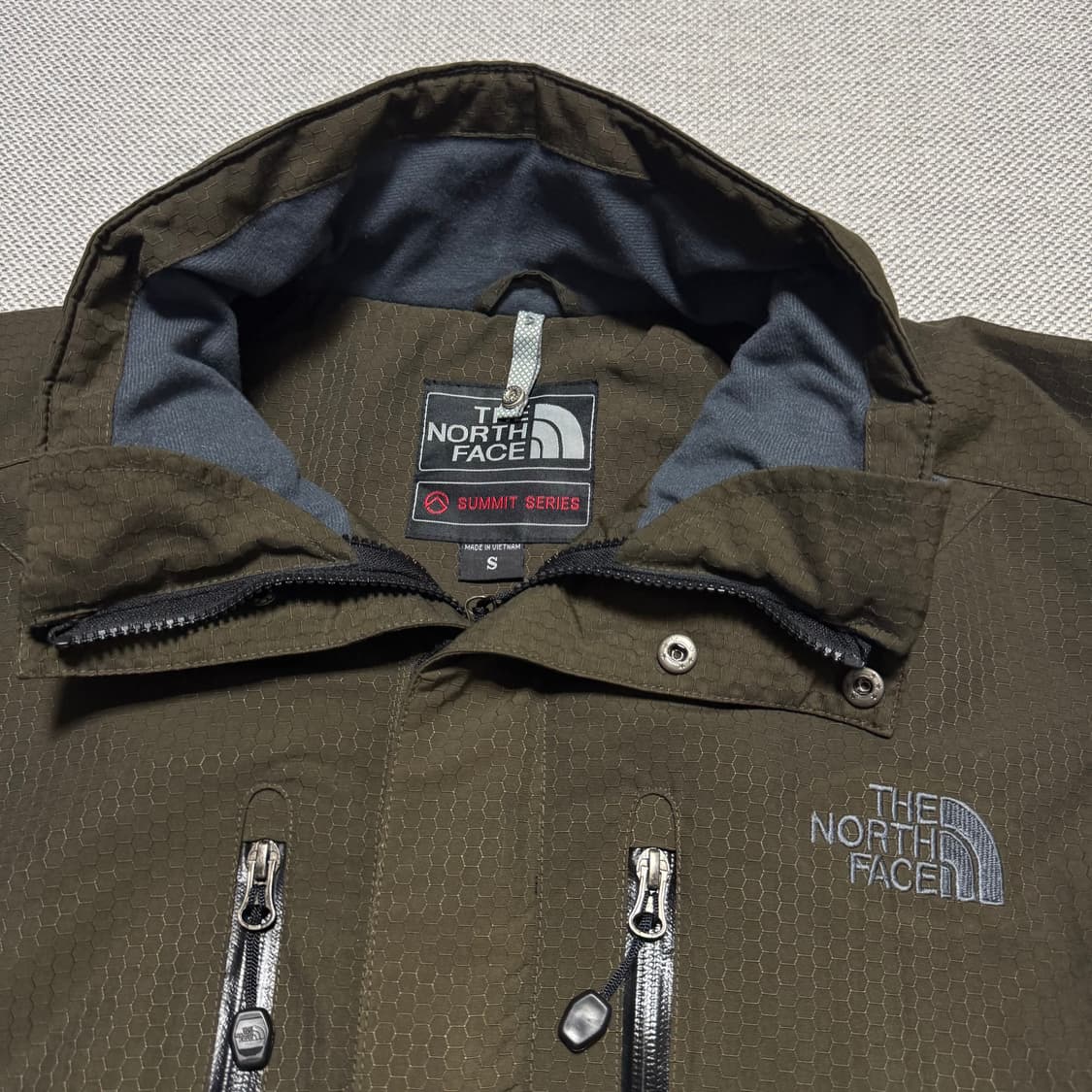 노스페이스 고어텍스XCR 마운틴 자켓 상품이미지2