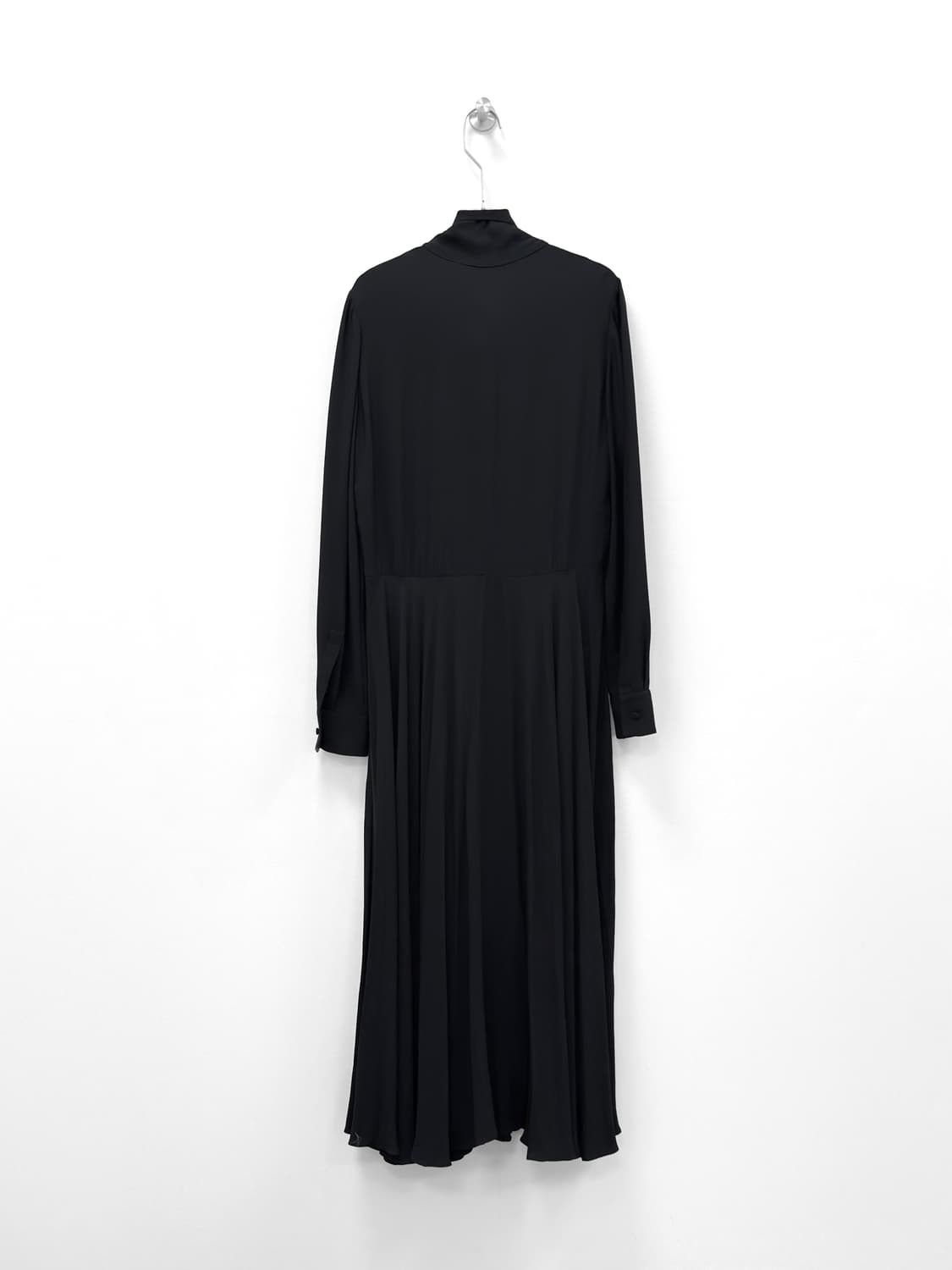 Valentino Black Bow-Tie Pleated Dress 상품이미지2