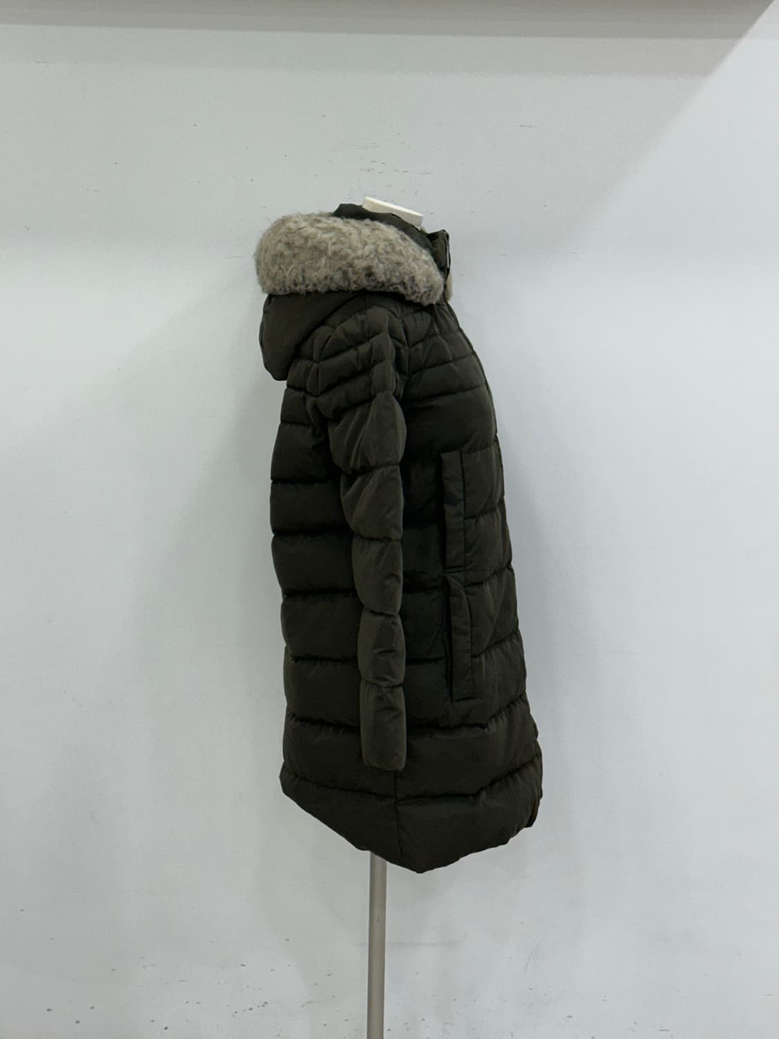 도나카란 DK 오리털 패딩 상품이미지4