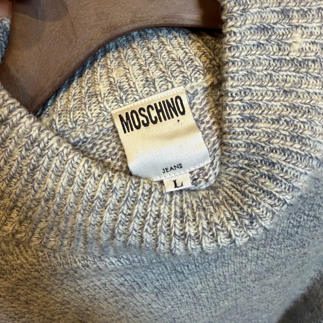 MOSCHINO 모스키노 하프폴라 울 니트 드롭숄더 디테일 멜란지 그레이 상품이미지6