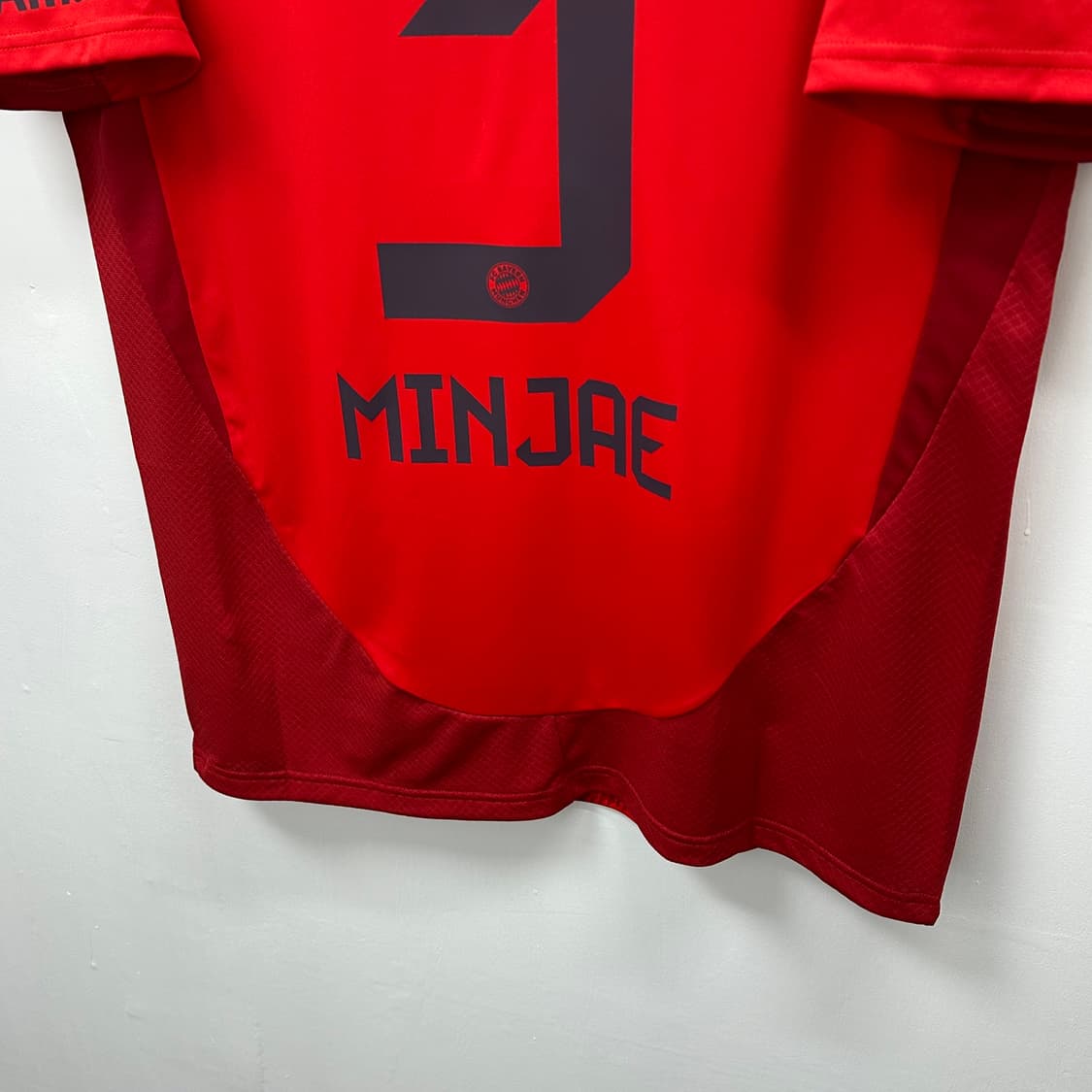 아디다스 바이에른 뮌헨 24-25 홈 김민재 유니폼 국내XL 상품이미지3