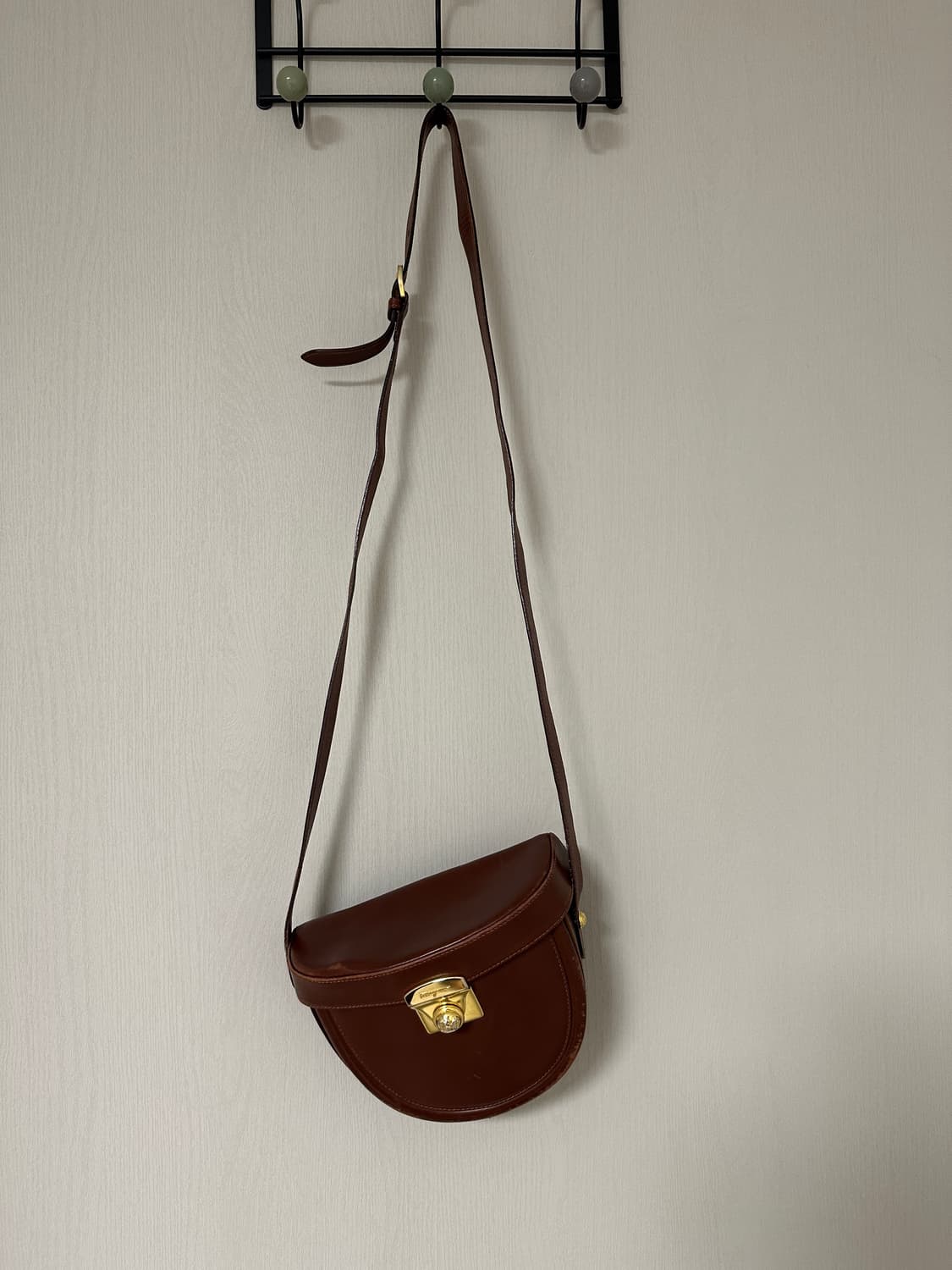 페라가모 크로스백 상품이미지6