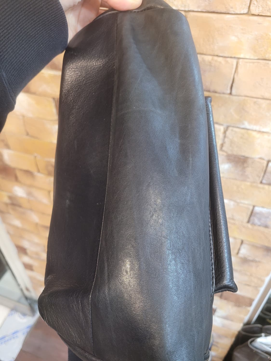 만다리나덕 가죽 백팩 블랙 상품이미지8