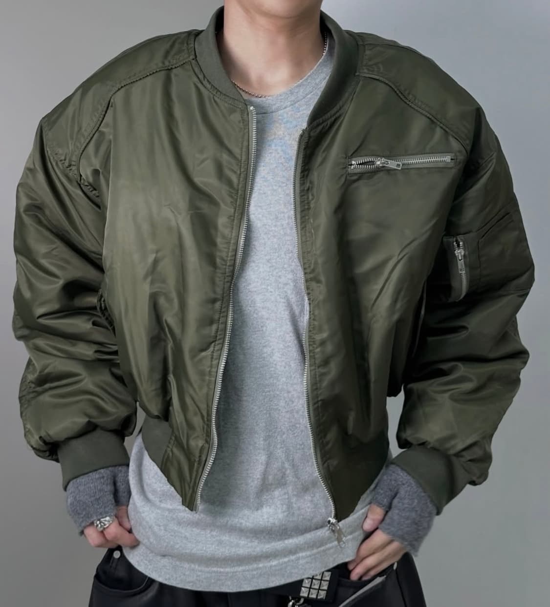 MA-1 크롭 봄버 자켓 카키 상품이미지1