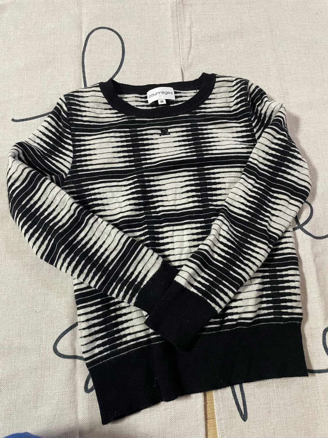 꾸레쥬 겨울니트 상품이미지2