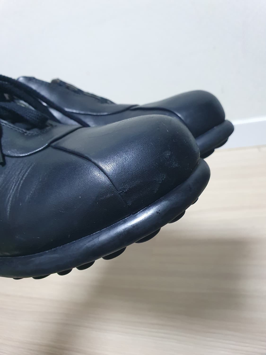 캠퍼 블랙 가죽 스니커즈 265~270 상품이미지7