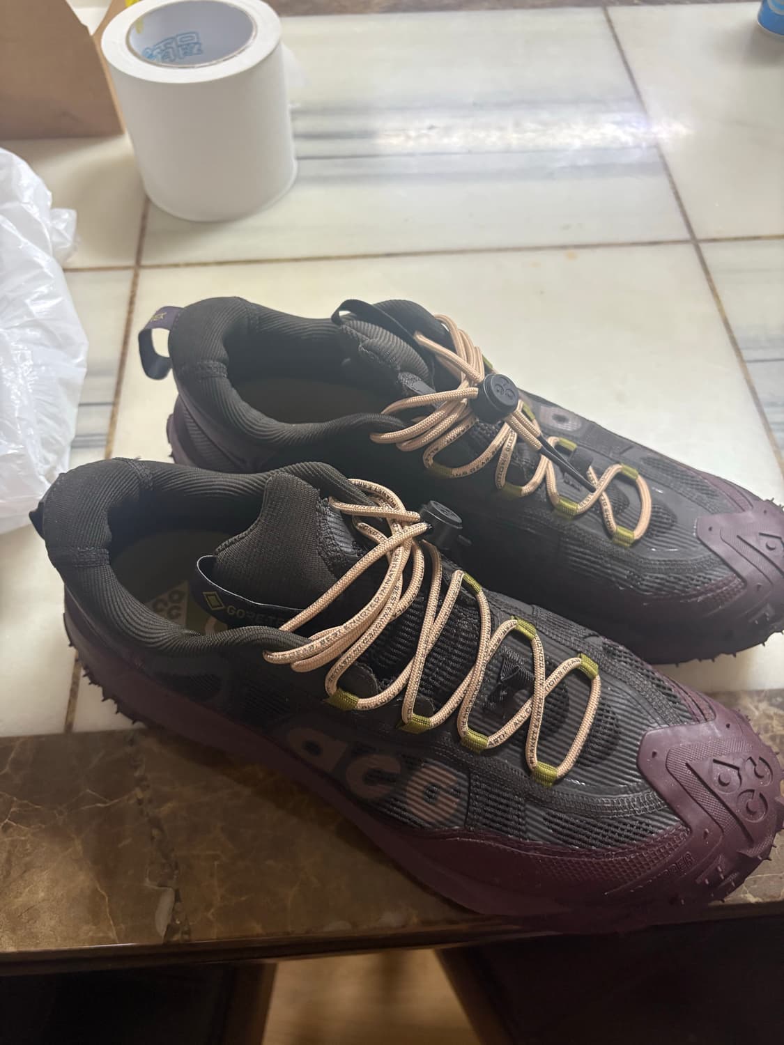 나이키 ACG 마운틴 플라이2 고어텍스 285 (버건디) 상품이미지4