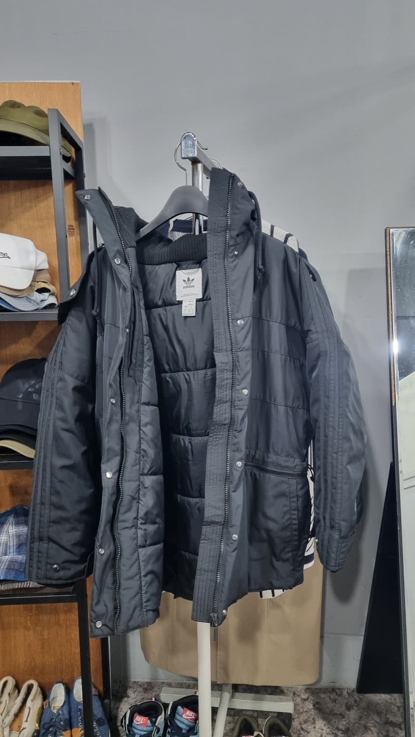 adidas 여성 검정색 파카 루즈핏 s사이즈(가슴단면70) 상태좋아요~ 상품이미지2