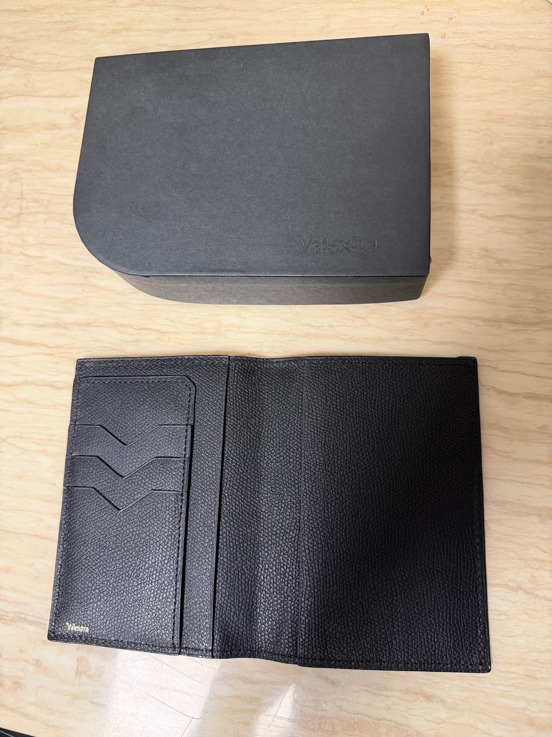 발렉스트라 여권커버 여권 지갑 상품이미지2