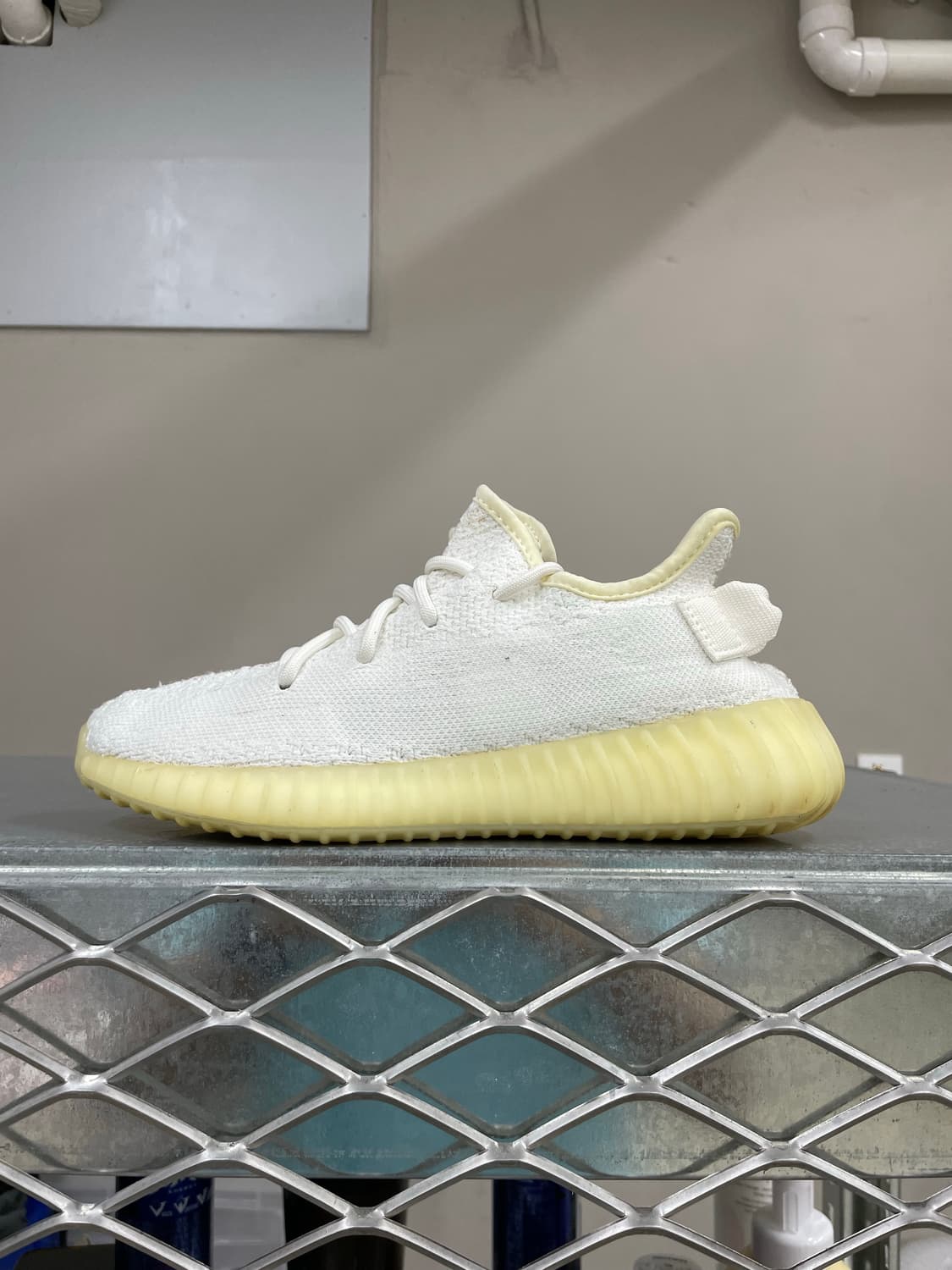 아디다스 이지 부스트 350 V2 크림 화이트 230 (gr-5245) 상품이미지1