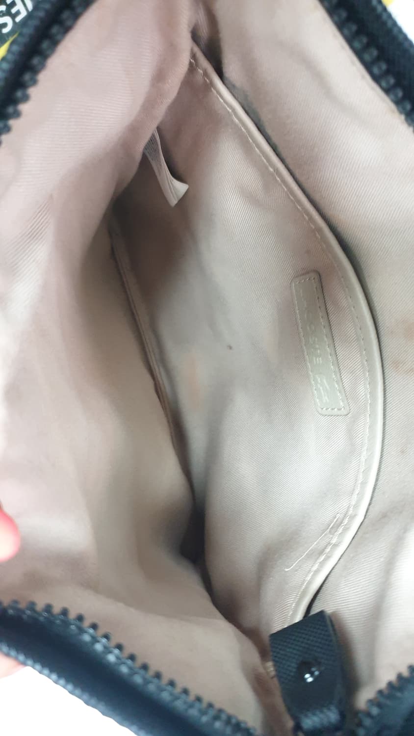 라코스테 블랙 크로스백 상품이미지3