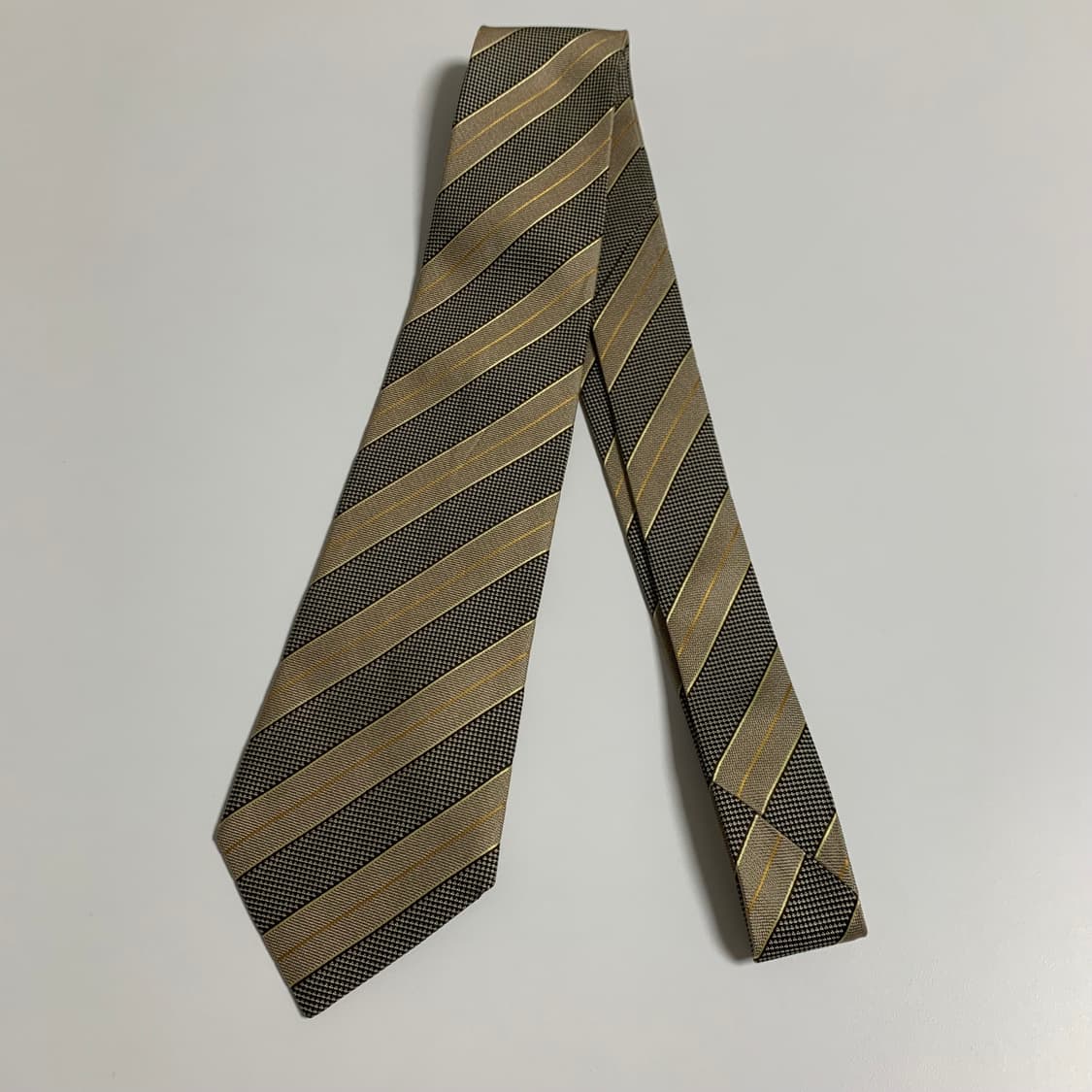 지방시(GIVENCHY) 명품 레지멘탈 클래식넥타이 신형라벨 A등급 상품이미지8