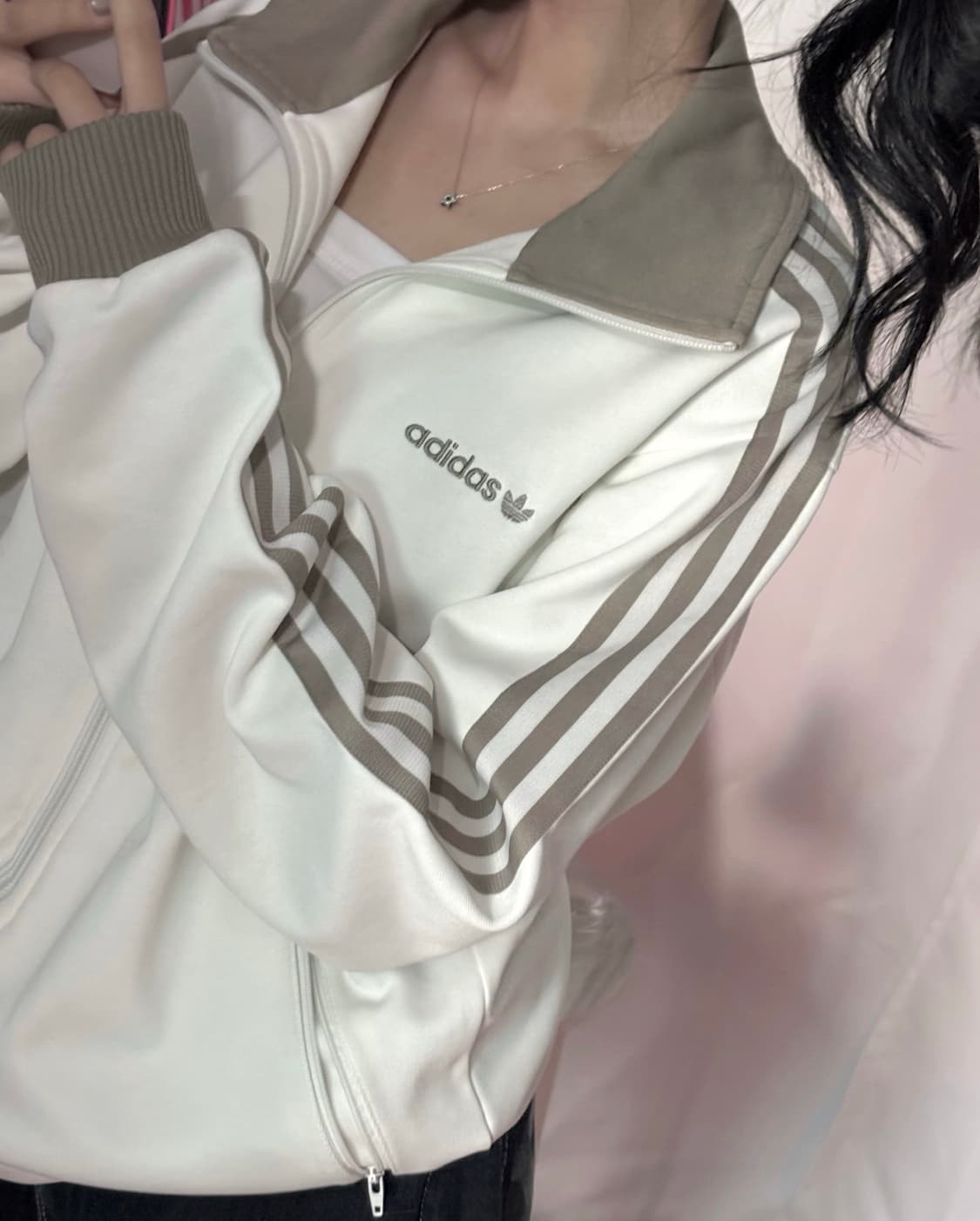 🐰아디다스 베켄바우어 유일 매물 화이트 말차카키 삼선 베이지 트랙탑🤍 상품이미지1