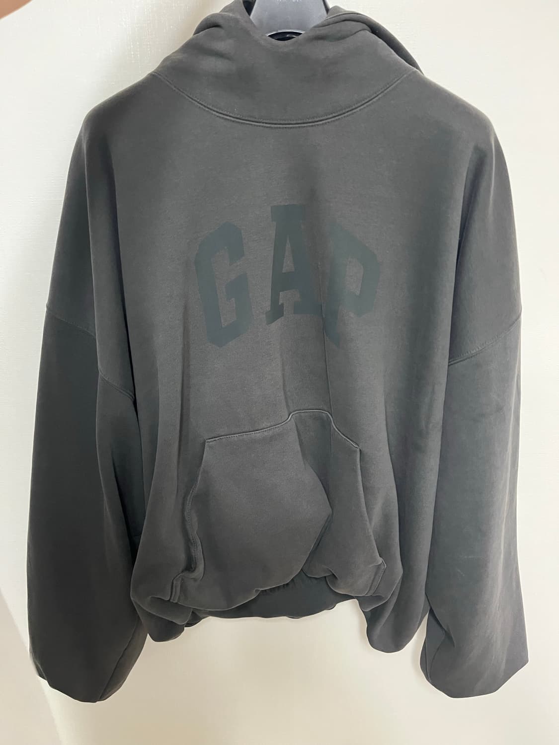 YEEZY GAP 이지 갭 후디 라지 상품이미지1