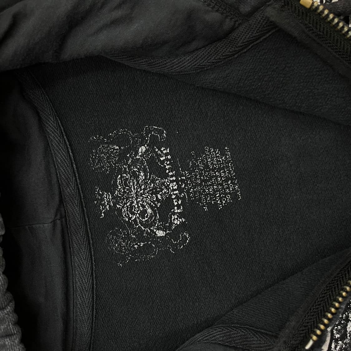 버커루 y2k 락시크맛 센터프린팅 블랙 후드집업 상품이미지7