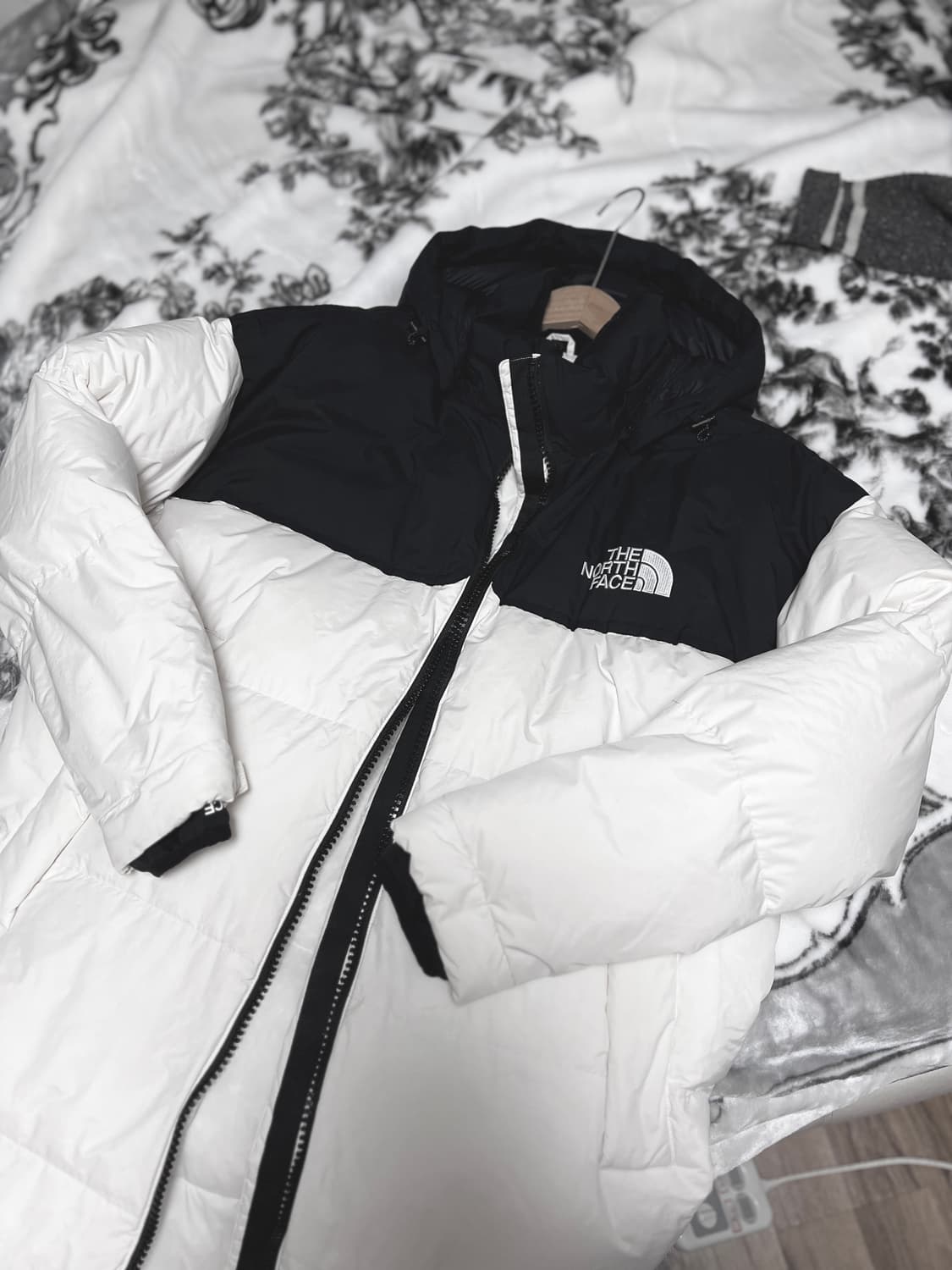 노스페이스 화이트라벨 롱패딩 상품이미지1